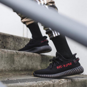 Alternative view of Giày Adidas Yeezy 350 Bred CP9652