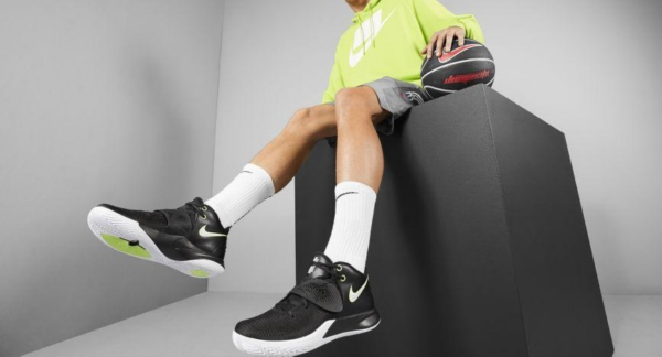 Giày Nike Kyrie Flytrap 3 GS 'Black Volt' BQ3060-001 - Ảnh 6