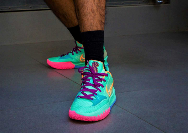 Giày Nike Kyrie Low 4 'Keep Sue Fresh' CW3985-300 - Ảnh 6