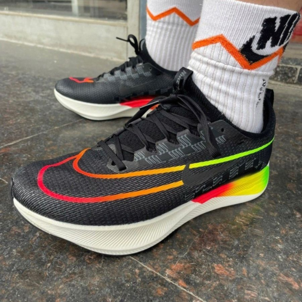 Giay Nike Zoom Fly 4 'Black Green Orange' DQ4993-010