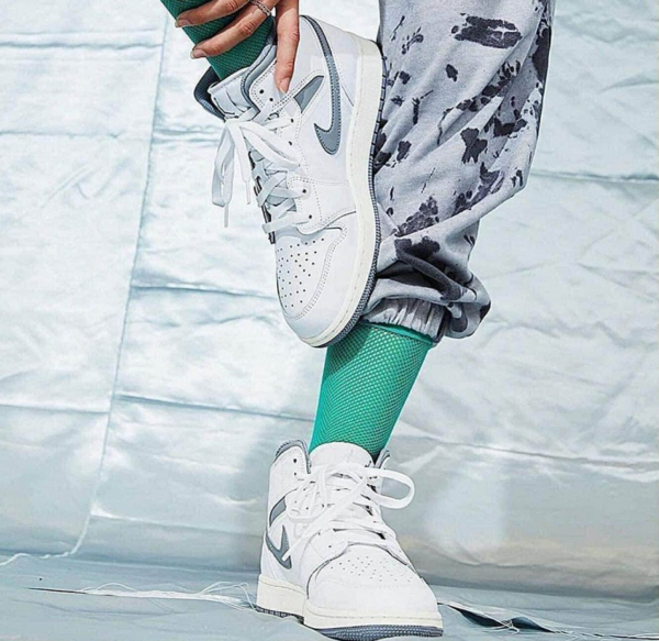 Giày Nike Air Jordan 1 Mid 'White' 554725-135 - Ảnh 2