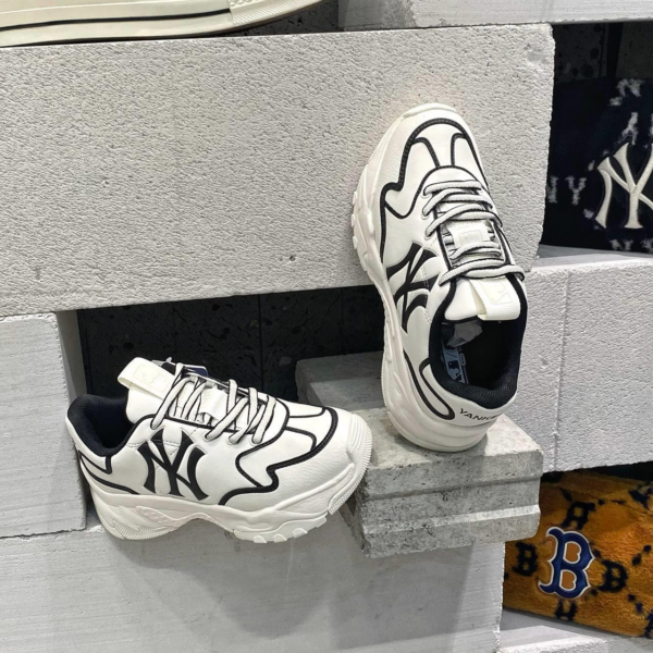 Giay MLB Big Ball Chunky NY 'White Black Line' 3ASHCLS2N-50BKS