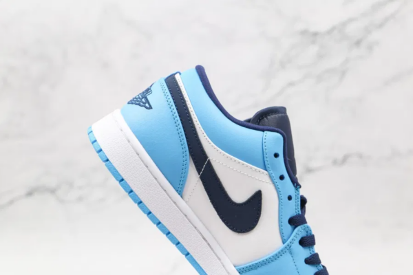 Giày Nike Air Jordan 1 Low GS 'UNC' 553560-144 - Ảnh 10