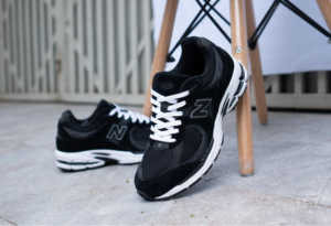 Giay New Balance 2002R 'Core Black' M2002RBK