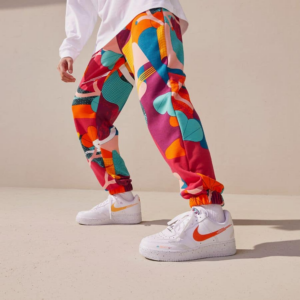 Giay Nike Air Force 1 '07 LX 'Leap High' FD4622-131