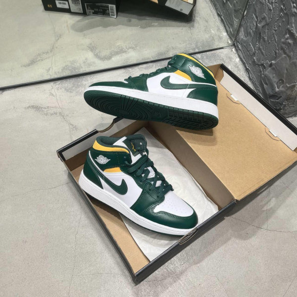 Giày Nike Air Jordan 1 Mid 'Sonics' 554725-371 - Ảnh 5