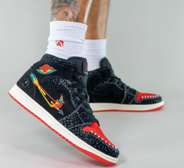 Giày Nike Air Jordan 1 Mid SE 'SiEMPRE Familia' DN4904-001 - Ảnh 5