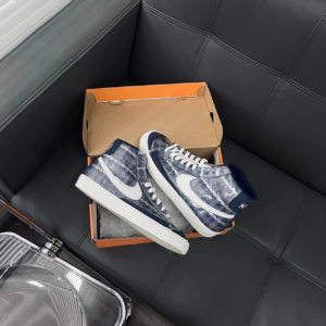 Giay Nike Blazer Mid 'NSW Logo' DJ4654-410