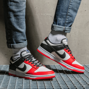 Alternative view of Giày Nike NBA x Dunk Low EMB '75th Anniversary Bulls' DD3363-100