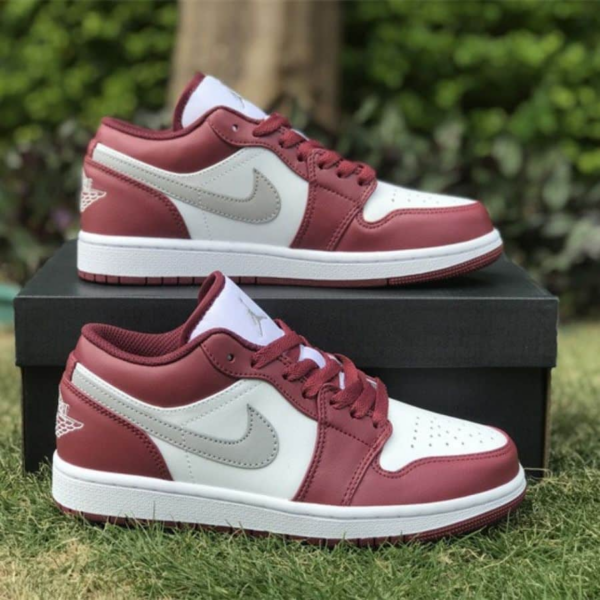 Giay Nike Air Jordan 1 Low GS ‘Bordeaux’ 553560-615