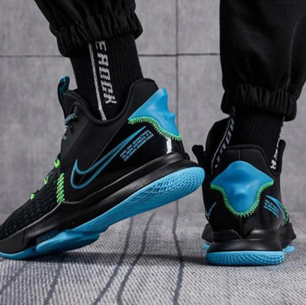 Giày Nike LeBron Witness 5 EP 'Black Light Blue Fury' CQ9381-004 - Ảnh 2