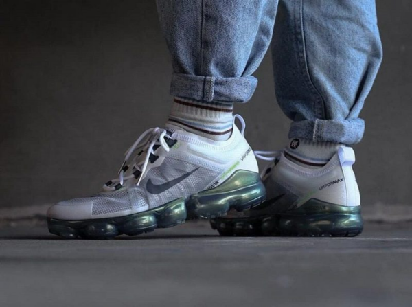Giày Nike Air VaporMax 2019 'Lime Blast' AT6810-100 - Ảnh 3