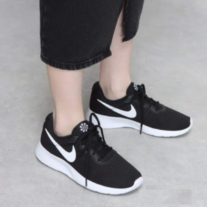 Giay Nike Tanjun 'Black' DJ6257-004