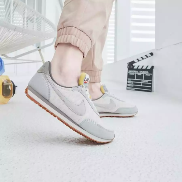 Giày Nike Waffle Trainer 2 'Ivory Grey' DO2345-120 - Ảnh 6