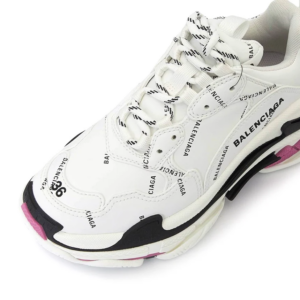 Giay Balenciaga All Over Logo Triple S 'White' 524039-W2FA4-9155