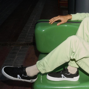 Giay Lacoste L004 Canvas 'Black' 43CMA0055