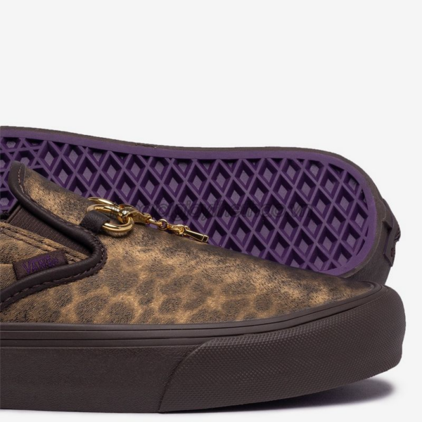 Giay Vans Needles x Vault Classic Slip On V 'Animal Print Brown' VN0A3QXY2GU