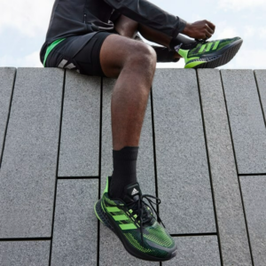 Giay Adidas 4DFWD Pulse 'Black Signal Green' Q46451