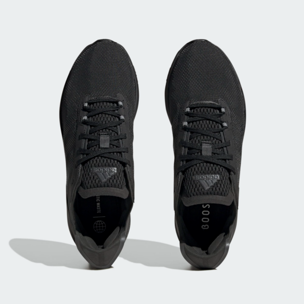 Giay Adidas Avryn 'Black Carbon' HP5982