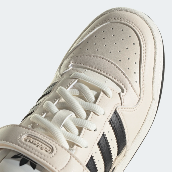 Giay Adidas Forum Low 'Wonder White Lucid Blue' HQ4426