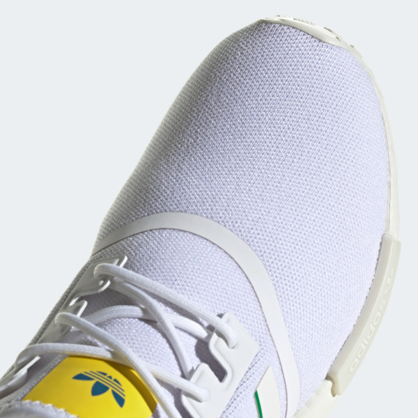 Giay Adidas NMD R1 'White Green' GX9885