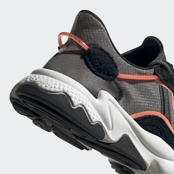 Giày Adidas Ozweego 'Black Signal Coral' EF4289 - Ảnh 6