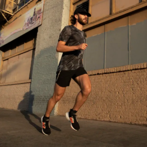 Giay Adidas UltraBoost 22 'Black Flash Orange' GX5464