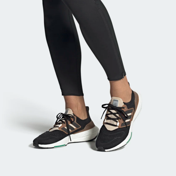 Giay Adidas Ultra Boost 22 Made with Nature 'Wonder Taupe' HQ3536