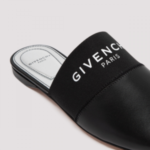 Alternative view of Dép Givenchy Paris Flat Mules In Leather BE2002E01H-001