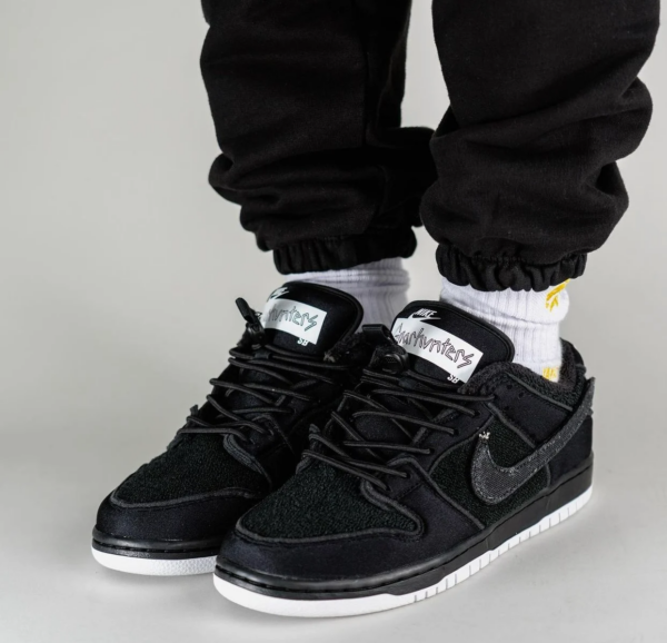 Giày Nike SB Dunk Low x Gnarhunters 'Black' DH7756-010 - Ảnh 2