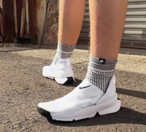 Giay Nike Go FlyEase 'White' DR5540-102