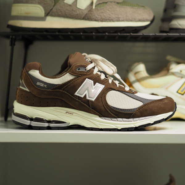 Giày New Balance 2002R 'Brown Beige' M2002RHS - Ảnh 6