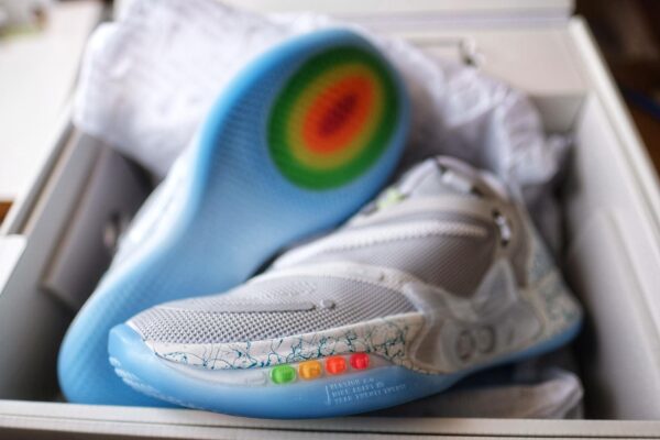 Giày Nike Adapt BB 'Nike Mag' UK Charger CK0893-090 - Ảnh 2