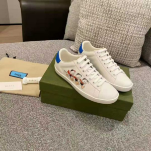 Alternative view of Giày Gucci Ace x Disney Huey, Dewey, Louie (W) 649400-AYO70-9062