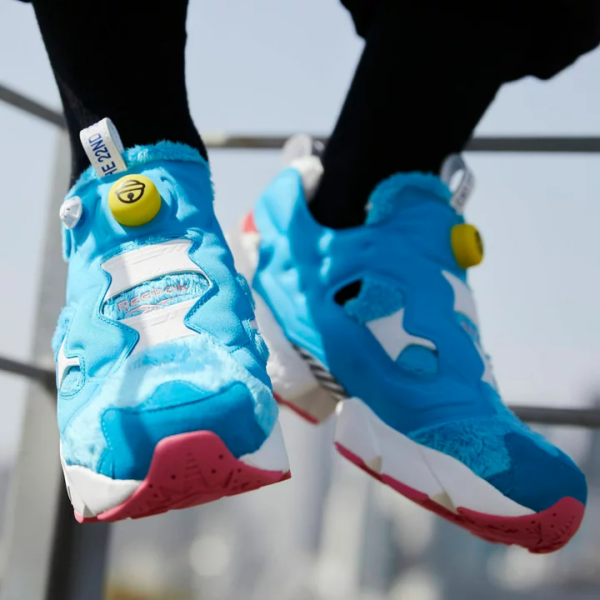 Giày Reebok x Doraemon Instapump Fury 'Furry Blue' GV7288 - Ảnh 2