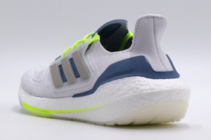 Giay Adidas Ultraboost 22 'Linen Green' GX5912