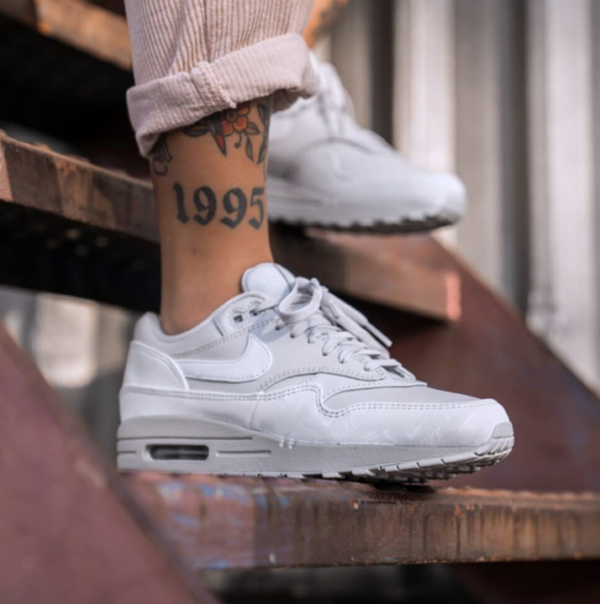 Giày Nike Wmns Air Max 1 LX 'Grey' 917691-002 - Ảnh 2