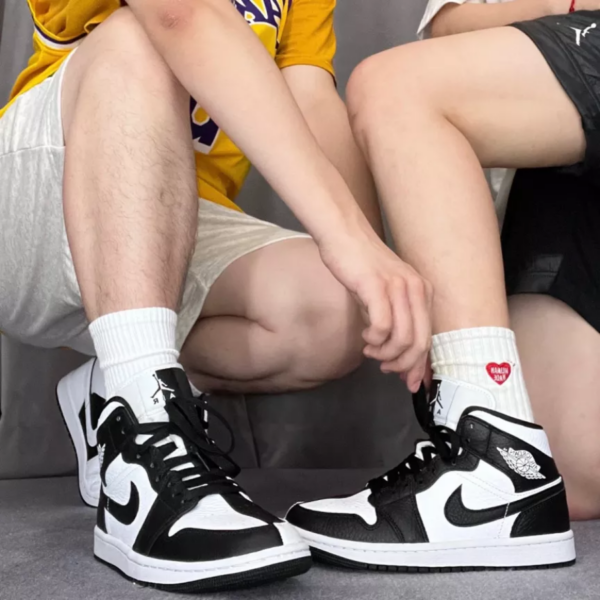 Giày Nike Wmns Air Jordan 1 Mid SE 'Homage' DR0501-101 - Ảnh 3