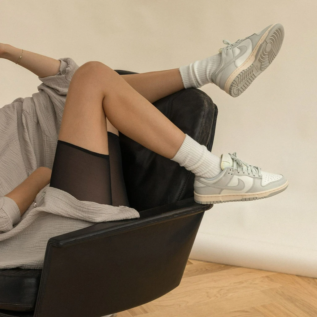 Giày  Nike Wmns Dunk Low 'Light Bone' DD1503-107 - Ảnh 3