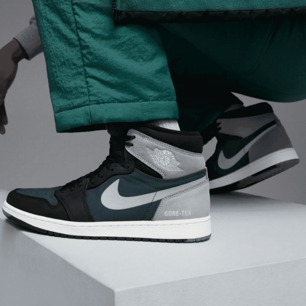 Giày Nike Air Jordan 1 High Element Gore Tex 'Black Particle Grey' DB2889-001 - Ảnh 7