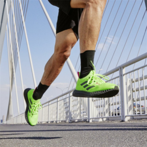 Giay Adidas 4DFWD 'Signal Green' Q46445