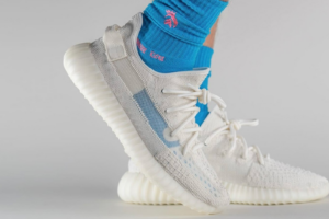 Giay Adidas Yeezy Boost 350 V2 Bone HQ6316