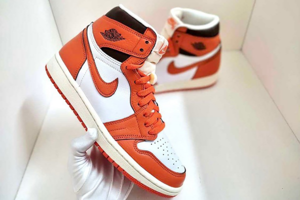 Giày Nike Air Jordan 1 Retro High OG 'Starfish' DO9369-101 - Ảnh 6