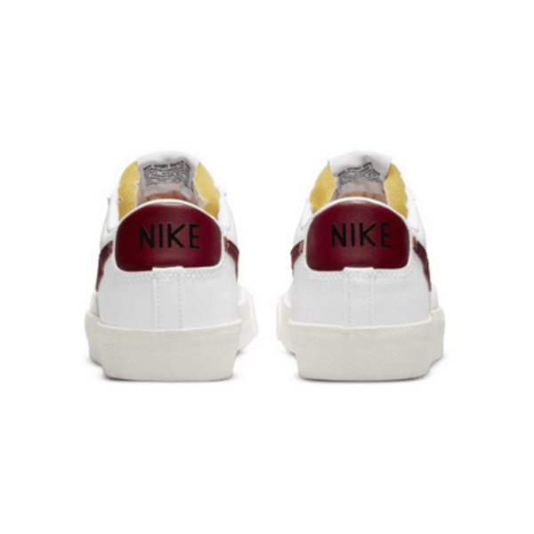 Giay Nike Blazer 'White Red' DC4769-104