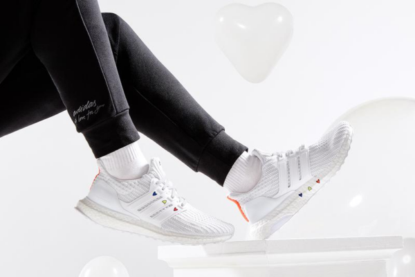 Giày Adidas Wmns UltraBoost 4.0 DNA 'White Hearts' GZ9232 - Ảnh 4