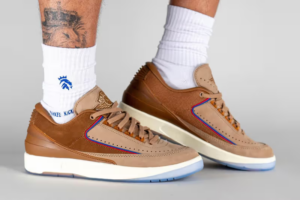 Giay Nike Two 18 x Air Jordan 2 Retro Low 'Rocky Tan' DV7129-222