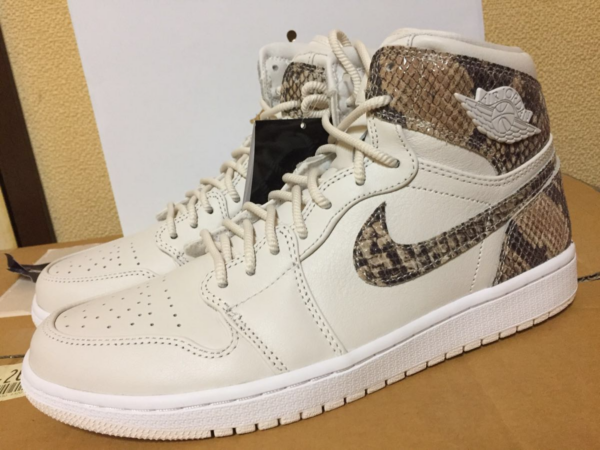 Giày Nike Wmns Air Jordan 1 Retro High Premium 'Phantom' AH7389-004 - Ảnh 9