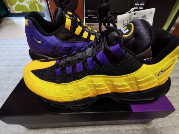 Giày Nike LeBron James x Air Max 95 NRG 'Lakers' CZ3624-001 - Ảnh 3