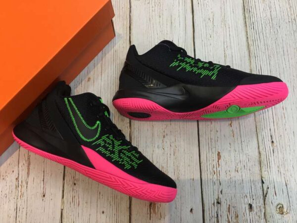 Giày Nike Kyrie Flytrap II Kid 'Black Hyper Pink' AQ3412-005 - Ảnh 2