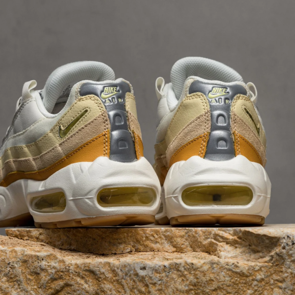 Giày Nike Wmns Air Max 95 'Coconut Milk' DD6622-100 - Ảnh 3